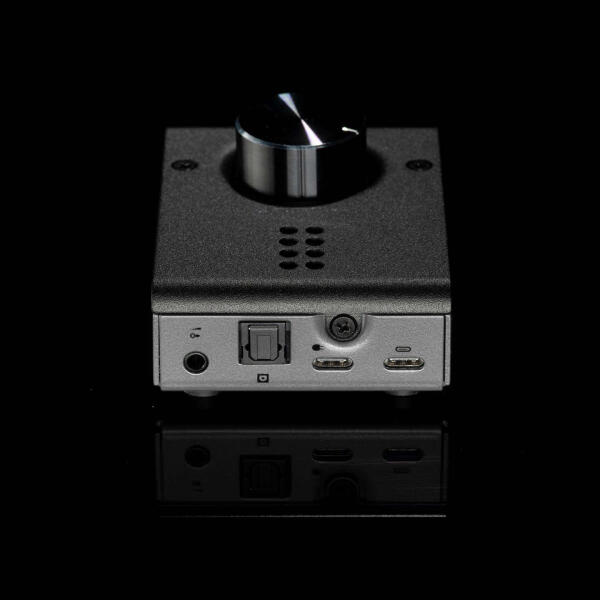 Schiit Fulla Desktop DAC-Amplifier for Gaming and Communications